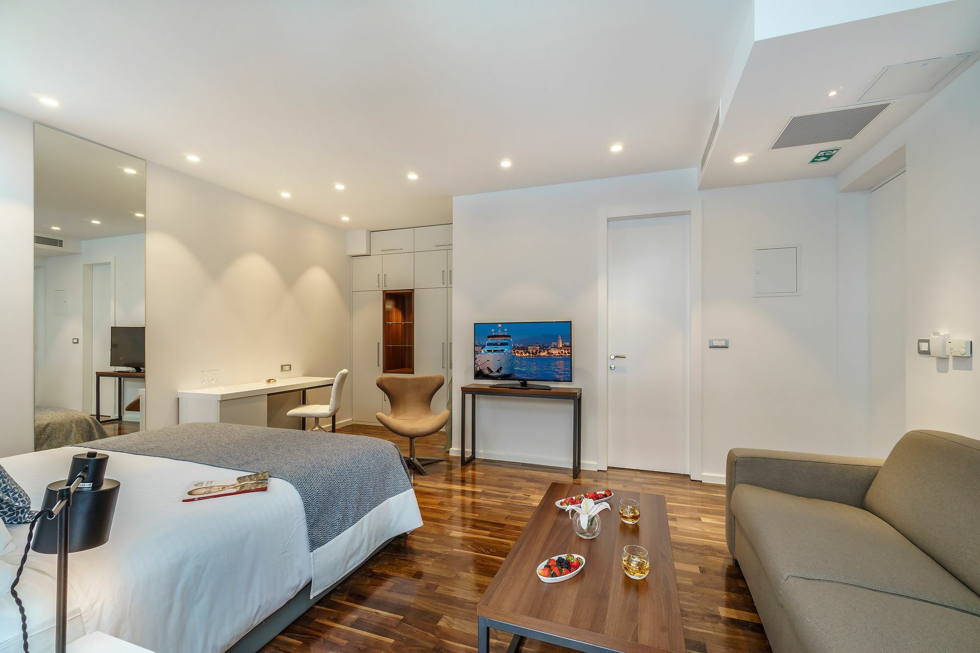 Rooms Oasis Life Split Dış mekan fotoğraf