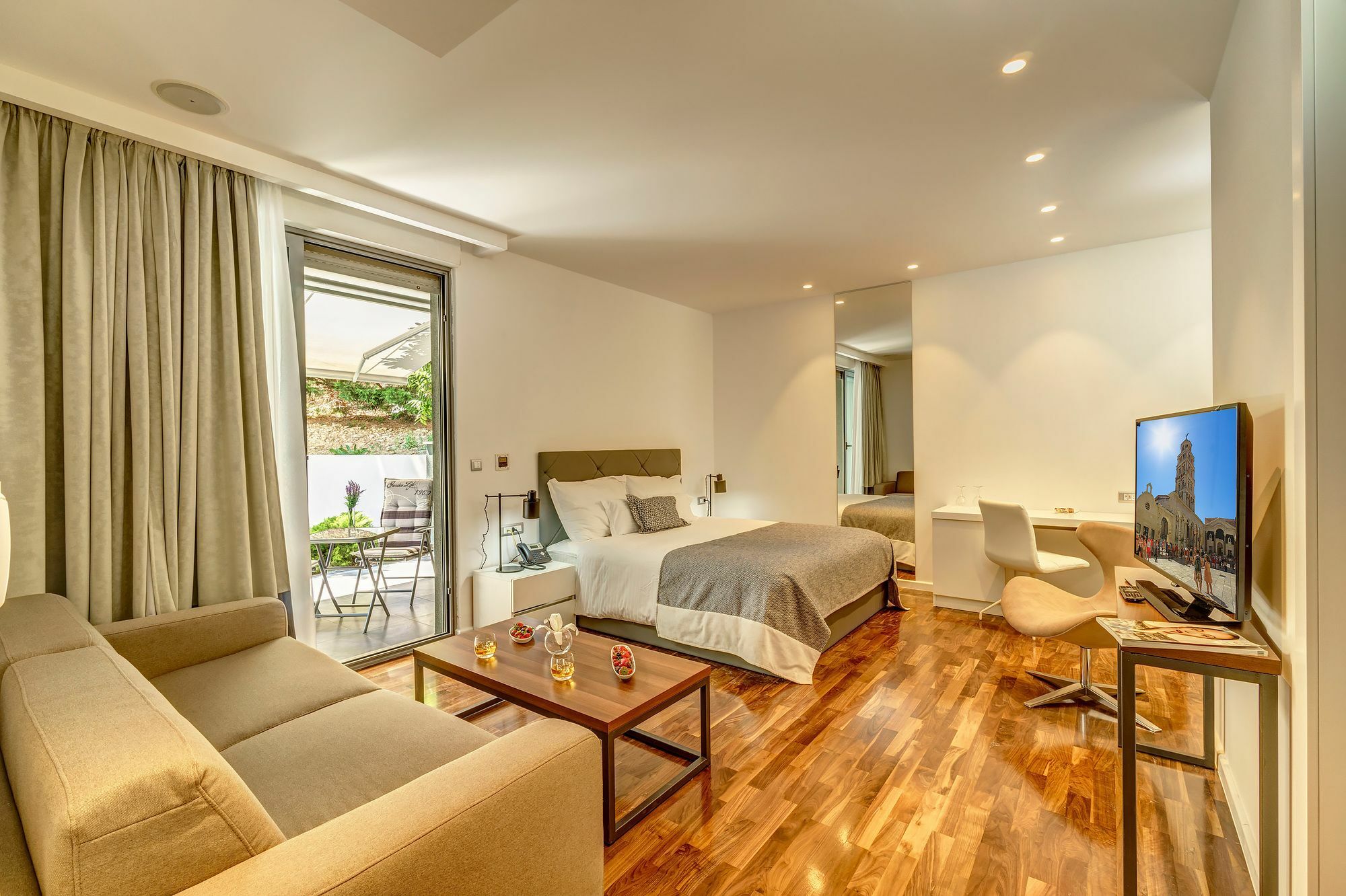 Rooms Oasis Life Split Dış mekan fotoğraf